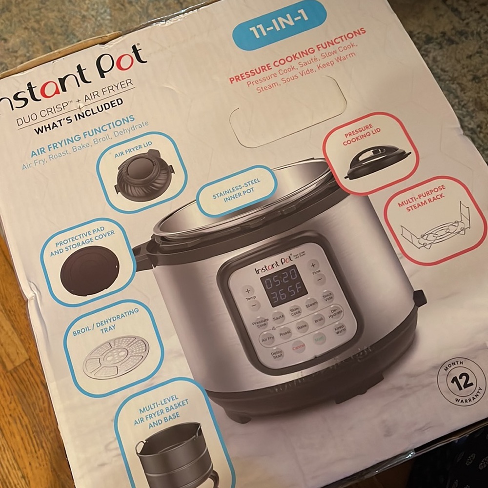 Instant Pot - Picture 2 of 8